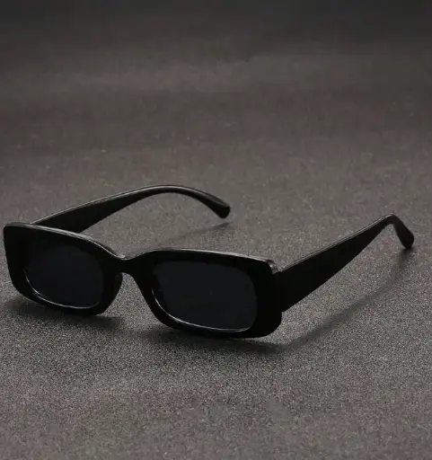 Lunette de soleil noir